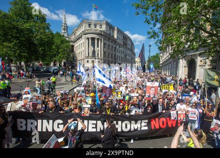 London, England, UK. 2nd June, 2024. Thousands marched in central London demanding hostages taken on October 7, 2023 by Hamas be returned to Israel. (Credit Image: © Tayfun Salci/ZUMA Press Wire) EDITORIAL USAGE ONLY! Not for Commercial USAGE! Stock Photo