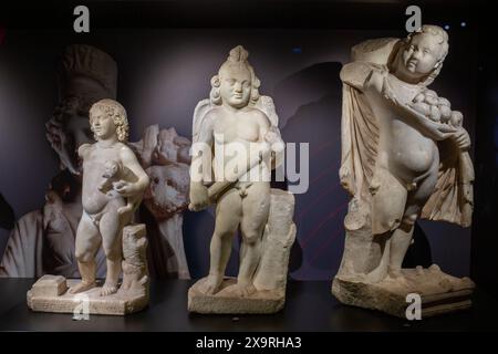 May 31, 2024: Afyonkarahisay, Turkey, June 1, 2024: Marble statues of Eros and Thyke from the Roman period, found in the Cavdarli Hoyuk excavations, dating back to the 2nd century AD in Afyonkarahisar Archeology Museum, where artifacts from the Old Bronze, Hittite, Phrygian, Lydian, Hellenistic, Roman and Byzantine periods are exhibited, sheds light on very important information about life, belief, production and trade from 3000 BC to the present day. (Credit Image: © Tolga Ildun/ZUMA Press Wire) EDITORIAL USAGE ONLY! Not for Commercial USAGE! Stock Photo