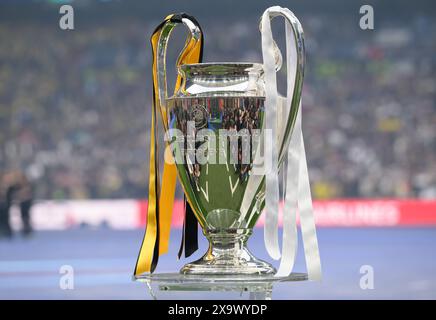 London, UK. 01st June, 2024. Soccer: Champions League, Borussia Dortmund - Real Madrid, Final, Wembley Stadium, the cup is in the stadium. Credit: Robert Michael/dpa/Alamy Live News Stock Photo