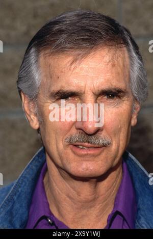 Dennis Weaver 1991 Credit: Ralph Dominguez/MediaPunch Stock Photo - Alamy