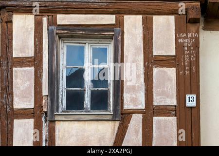 Windows in a very old half-timbered house, Gleiszellen, Southern Palatinate, Palatinate, Rhineland-Palatinate, Germany Stock Photo