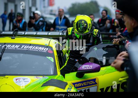 Kevin Estre (Manthey EMA, Porsche 911 GT3 R 992 Grello, SP9, #911), GER, 52. ADAC Ravenol 24h Nuerburgring, 24 Stunden Rennen, 02.06.2024  Foto: Eibner-Pressefoto/Michael Memmler Stock Photo