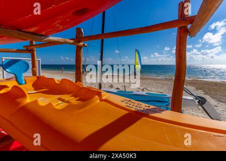 View of water sport on beach at Puerto Morelos, Caribbean Coast, Yucatan Peninsula, Riviera Maya, Mexico, North America Copyright: FrankxFell 844-3304 Stock Photo