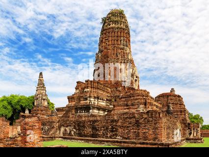 Wat Ratchaburana temple is one of the famous temple in Ayutthaya, Thailand. Temple in Ayutthaya Historical Park, Ayutthaya, Thailand. UNESCO world her Stock Photo