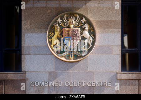 Royal coat of arms Teesside Crown Court Stock Photo