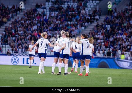 Saint Etienne, France. 04th June, 2024. Players of England during the Womens European Qualifiers match between France and England at Stade Geoffroy-Guichard in Saint-Etienne, France. (Pauline FIGUET/SPP) Credit: SPP Sport Press Photo. /Alamy Live News Stock Photo