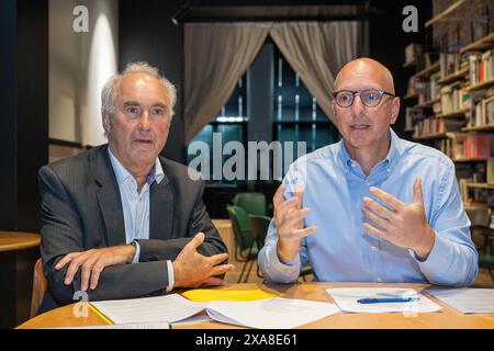 CCOJB president Yves Oschinsky (L) and CCLJ president Benjamin Beeckmans (R) pictured during a press conference of various Jewish organizations regarding a complaint filed against politicians Ahidar and El Yousfi for antisemitism, Wednesday 05 June 2024 in Brussels. The 'Organisations juives de Belgique' (CCOJB), 'Centre Communautaire Lac Juif - David Su&#776;sskind' (CCLJ) and the 'Forum der Joodse Organisaties' (FJO) are filing the complaint for declarations made during a hearing with Israeli ambassador to Belgium Rosenzweig-Abu in the Senate last December. BELGA PHOTO JONAS ROOSENS Stock Photo