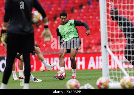 Jude Bellingham (Real Madrid) seen during the Official training before the UEFA Champions League 2024 final game between Borussia Dortmund and  Real Madrid at Wembley Stadium. (Photo by Maciej Rogowski / SOPA Images/Sipa USA) Stock Photo