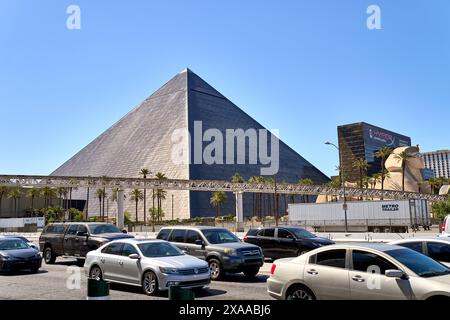 Las Vegas, Nevada, United States of America - June 5, 2024: The Luxor Hotel and Casino in Las Vegas is shaped like a pyramid and is located at the end of the famous Las Vegas Strip *** Das Luxor Hotel und Casino in Las Vegas hat die Form einer Pyramide und liegt am ende des berühmten Las Vegas Strips Stock Photo