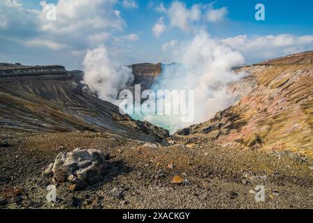 Mount Naka active crater lake, Mount Aso, Kyushu, Japan, Asia Copyright: MichaelxRunkel 1184-11712 Stock Photo