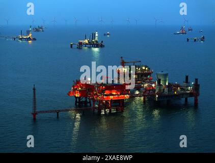 Platform Shengli Rig Dongying. 4th June, 2024. An aerial drone photo taken on June 4, 2024 ...