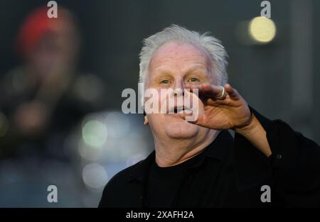 Dresden, Germany. 06th June, 2024. Singer Herbert Grönemeyer takes to the stage at the Rudolf Harbig Stadium at the start of the '4630 Bochum' 40 Years Live 2024 tour. Credit: Robert Michael/dpa/Alamy Live News Stock Photo