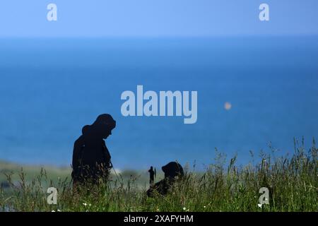 Ver Sur Mer, France. 06th June, 2024. Atmosphere during the Franco-British ceremony at the Ver-sur-mer memorial, during the 80th anniversary of the D-Day landings, on June 6, 2024. Photo by Stephane Lemouton/Pool/ABACAPRESS.COM Credit: Abaca Press/Alamy Live News Stock Photo