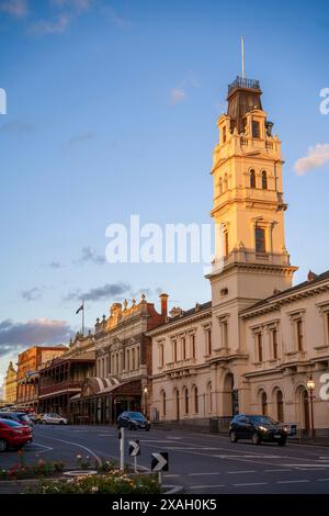 Street view of Lydiard Street featuring the former Post Office, former Mining Exchange and the Old Colonists Hall. Lydiard Street Ballarat, Victoria Stock Photo