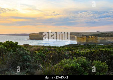 The Bakers Oven offshore rock formation near the coast of the Tasman Sea in the Twelve Apostles Marine National Park along the Great Ocean Road in Vic Stock Photo