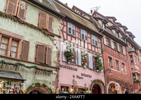 Europe, France, Grand Est, Alsace, Riquewihr, Colorful facades in the old town of Riquewihr Stock Photo