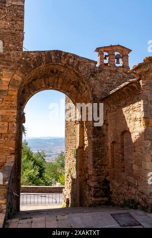 Small chapel San Felice at the city wall of Volterra in the Tuscany, Italy Stock Photo