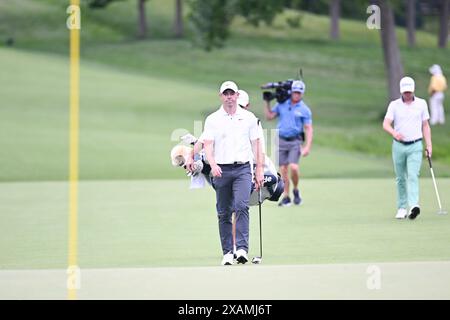 Dublin, Ohio, USA. 7th June, 2024. Rory McIlroy (NIR) approaches the 14th green during the second round at the Memorial Tournament in Dublin, Ohio. Brent Clark/Cal Sport Media/Alamy Live News Stock Photo