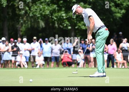 Dublin, Ohio, USA. 7th June, 2024. Justin Thomas (USA) putts the 9th hole during the second round at the Memorial Tournament in Dublin, Ohio. Brent Clark/Cal Sport Media/Alamy Live News Stock Photo