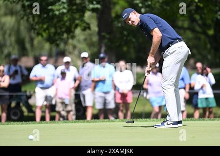 Dublin, Ohio, USA. 7th June, 2024. Justin Rose (ENG) putts on the 9th hole during the second round at the Memorial Tournament in Dublin, Ohio. Brent Clark/Cal Sport Media/Alamy Live News Stock Photo