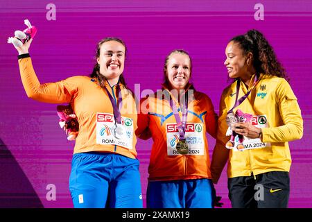 Rome, Italy. 07th June, 2024. ROME, ITALY - JUNE 7: Jorinde van Klinken of the Netherlands, Jessica Schilder of the Netherlands and Yemisi Ogunleye of Germany during the podium ceremony after competing in the Shot Put Women during Day One of the European Athletics Championships - Rome 2024 at Stadio Olimpico on June 7, 2024 in Rome, Italy. (Photo by Joris Verwijst/BSR Agency) Credit: BSR Agency/Alamy Live News Stock Photo