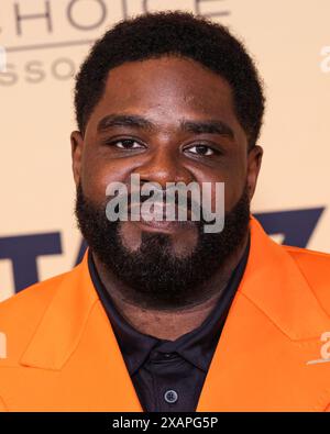 Century City, United States. 07th June, 2024. CENTURY CITY, LOS ANGELES, CALIFORNIA, USA - JUNE 07: Ron Funches arrives at the Critics Choice Celebration Of LGBTQ  Cinema And Television held at the Fairmont Century Plaza Hotel on June 7, 2024 in Century City, Los Angeles, California, United States. (Photo by Xavier Collin/Image Press Agency) Credit: Image Press Agency/Alamy Live News Stock Photo