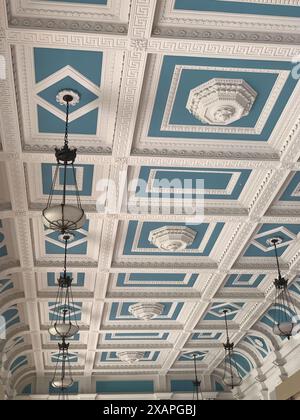 The Founders Dining Hall at Royal Holloway in Egham, Surrey. 'Today's Royal Holloway is formed from two colleges, founded by two social pioneers, Elizabeth Jesser Reid and Thomas Holloway. They were among the first places in Britain where women could access higher education. Bedford College, in London, opened its doors in 1849, and Royal Holloway College's stunning Founder's Building was unveiled by Queen Victoria in 1886 – it’s still the focal point of the campus. In 1900, the colleges became part of the University of London and in 1985 they merged to form what is now known as Royal Holloway' Stock Photo