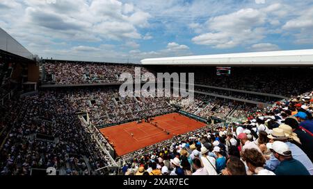 Roland Garros, 08 Jun 2024: The Womens Single Final between Iga Swiatek (POL) and Jasmine Paolini (ITA) during the 2024 French Open. corleve/Mark Peterson Stock Photo