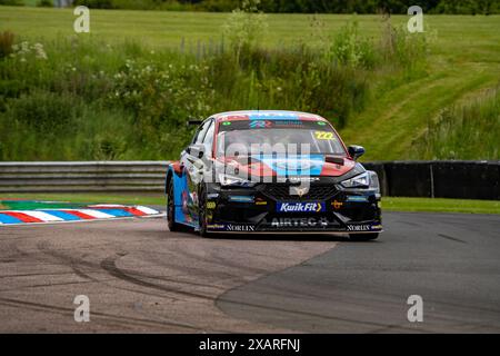 Chris Smiley 222 Restart Racing Qualifying BTCC British Touring Car Championship Credit: UK Sports Pics Ltd/Alamy Live News Stock Photo