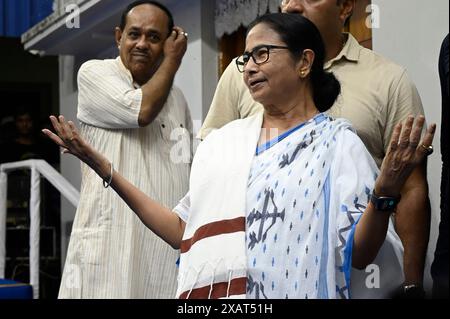 Kolkata, India. 08th June, 2024. KOLKATA, INDIA - JUNE 8: Chief Minister of West Bengal & TMC Chairperson Mamata Banerjee after the meeting with winning TMC MPs interacts with media at her Kalighat residence on June 8, 2024 in Kolkata, India. (Photo by Samir Jana/Hindustan Times/Sipa USA ) Credit: Sipa USA/Alamy Live News Stock Photo