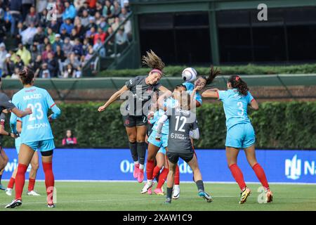 Chicago, USA, June 27, 2024: Jackie Young (0 Las Vegas Aces) shoots the ...