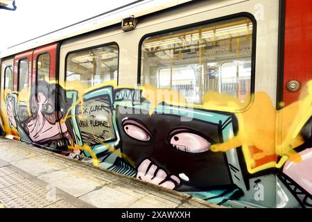 洋楽 LONDON UNDERGROUND COMPILATION 80-84 洋楽 LONDON UNDERGROUND