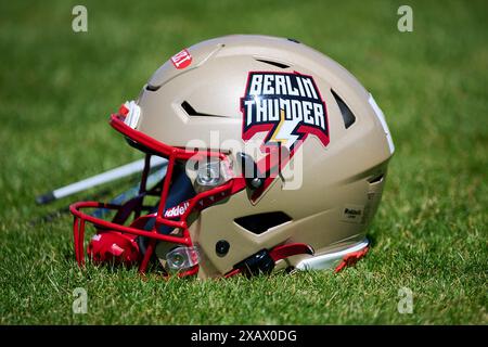 Berlin, Deutschland . 09th June, 2024. Berlin Thunder Stimmungsbild, GER, Berlin Thunder vs. Fehervar Enthroners, American Football, Saison 2024, European League of Football, ELF, Week 3, 09.06.2024, Foto Credit: Eibner-Pressefoto/Alamy Live News Stock Photo