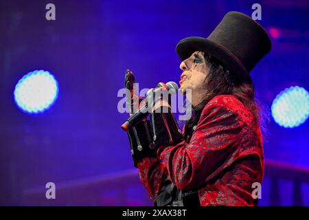 SÖLVESBORG, SWEDEN 20240608The rock legend Alice Cooper from the USA performs on the Festival stage at the Sweden Rock Festival 2024. Photo: Fredrik Sandberg / TT / Code 10080 Stock Photo