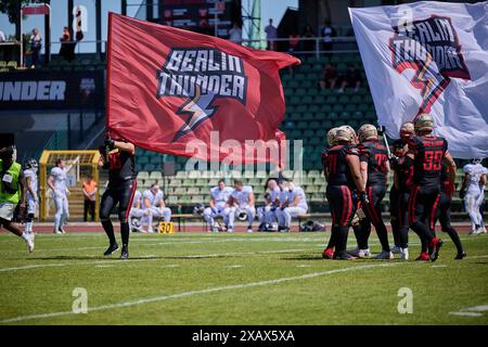 Berlin, Deutschland . 09th June, 2024. Berlin Thunder Spielereinlauf, GER, Berlin Thunder vs. Fehervar Enthroners, American Football, Saison 2024, European League of Football, ELF, Week 3, 09.06.2024, Foto Credit: Eibner-Pressefoto/Alamy Live News Stock Photo