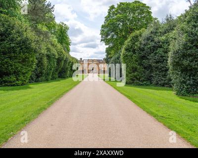Driveway to Upton House in the Cor=tswolds on the Warwickshire Oxfordshire border UK Stock Photo