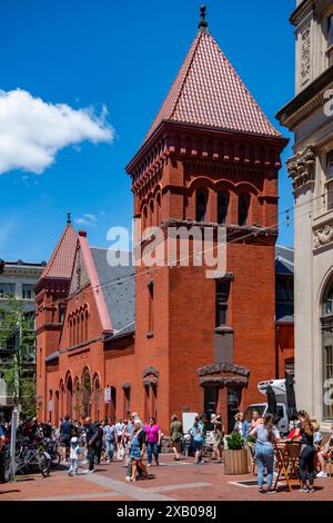 USA Pennsylvania PA Lancaster Central Market  America's oldest continuously used market house building in the United States Stock Photo