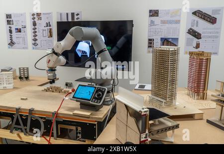 Robotics tools at the Architecture department of the University of East London campus  in Docklands,London,England,UK Stock Photo