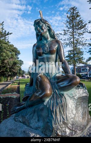 Bronze statue of 'Pania of the reef', Pania features in a Maori legend. Napier, Hawkes Bay, North Island, New Zealand Stock Photo