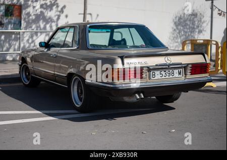 Mercedes Benz C107 Stock Photo - Alamy