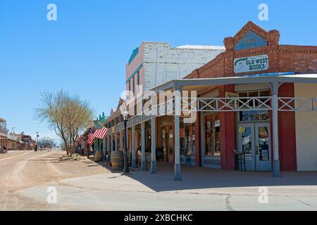 Territorial style old west storefronts line dirt street of downtown Tombstone Arizona — April 2024 Stock Photo