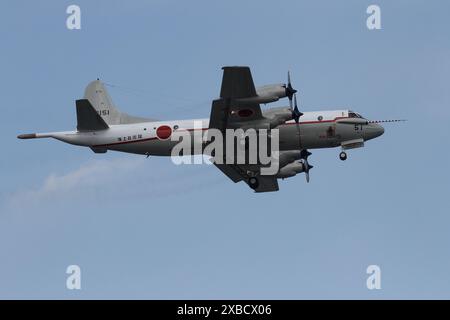 A Japanese Maritime Self Defence Force (JMSDF) Air Development Squadron Lockheed UP-3C Orion Maritime reconnaissance aircraft. Kanagawa, Japan Stock Photo