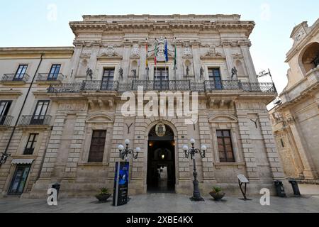 Syracuse, Italy - Aug 24, 2023: City Hall on Cathedral Square on the old part of Syracuse - Ortygia isle, Sicily, Italy Stock Photo