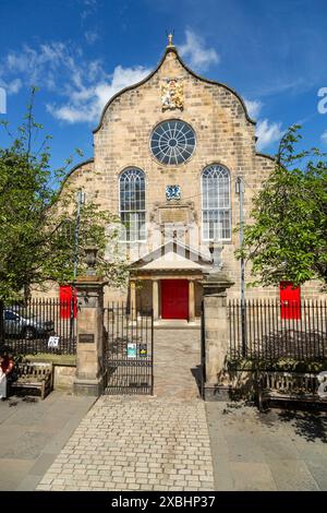 Canongate Church (Canongate Kirk) on Edinburgh's Royal Mile Stock Photo