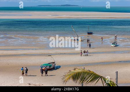 Mozambique, Inhambane, Vilankulo, Very low tide in front of the beach Stock Photo