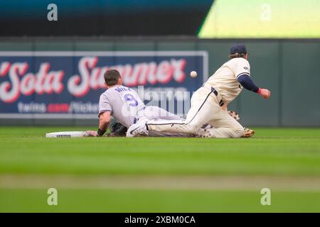 Colorado Rockies second base Kyle Farmer (6) in the second inning of a