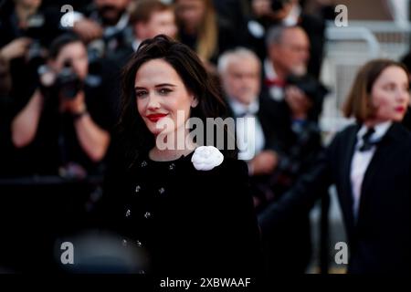 CANNES, FRANCE - MAY, 17:           Selena Gomez, Zoe Saldana, Edgar Ramirez attend the carpet of Emilia Perèz at Festival de Cannes 2024, in Cannes, Stock Photo