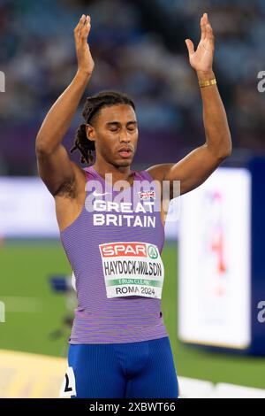 Rome, Italy. 09th June, 2024. ROME, ITALY - JUNE 9: Alex Haydock-Wilson of Great Britain praying before competing in the 400m Men during Day Three of the European Athletics Championships - Rome 2024 at Stadio Olimpico on June 9, 2024 in Rome, Italy. (Photo by Joris Verwijst/BSR Agency) Credit: BSR Agency/Alamy Live News Stock Photo