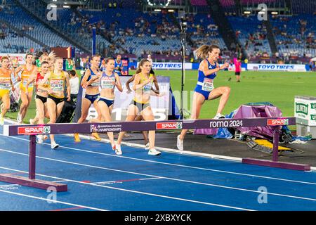 Rome, Italy. 09th June, 2024. ROME, ITALY - JUNE 9: Alice Finot of France competing in the 3000m Steeplechase Women during Day Three of the European Athletics Championships - Rome 2024 at Stadio Olimpico on June 9, 2024 in Rome, Italy. (Photo by Joris Verwijst/BSR Agency) Credit: BSR Agency/Alamy Live News Stock Photo