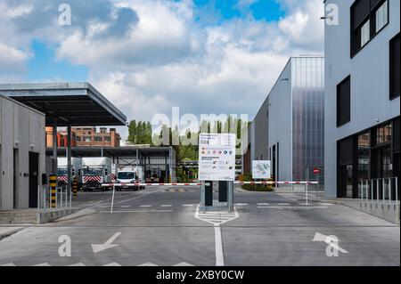 Neder-Over-Heembeek, Belgium, June 8, 2024 - Entrance of the Brussels Waste Service Bruxelles PropretÃ at the Buda site Stock Photo